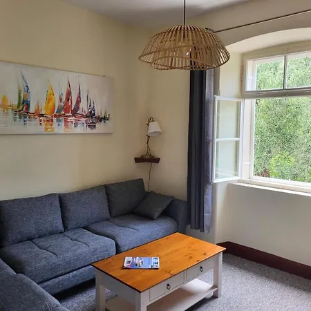 Four Bedroom * Broce