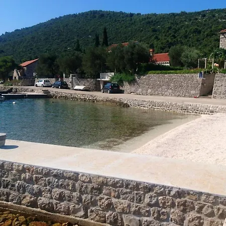 Four Bedroom Apartmán Broce