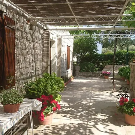 Four Bedroom * Broce