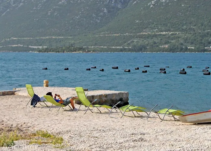 Four Bedroom * Broce