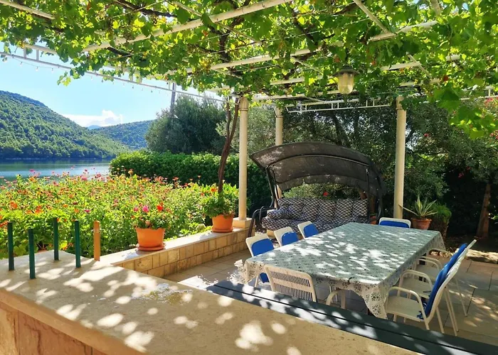 Four Bedroom Апартаменты